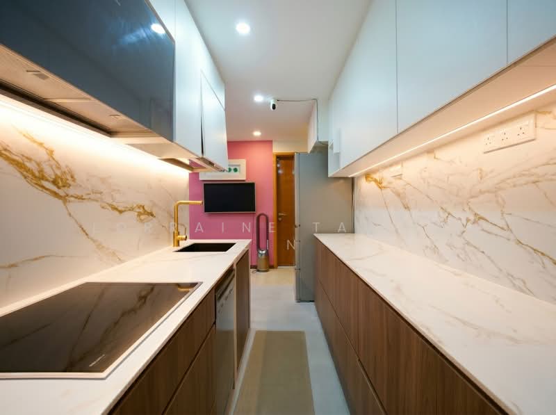 Sunglade, 5 Serangoon Avenue 2, 3 Bedrooms, 1,109 sqft, Condominium For Sale, by Lorraine Tan Yu Lin, 500166355 - Kitchen - PropertyGuru.com.sg