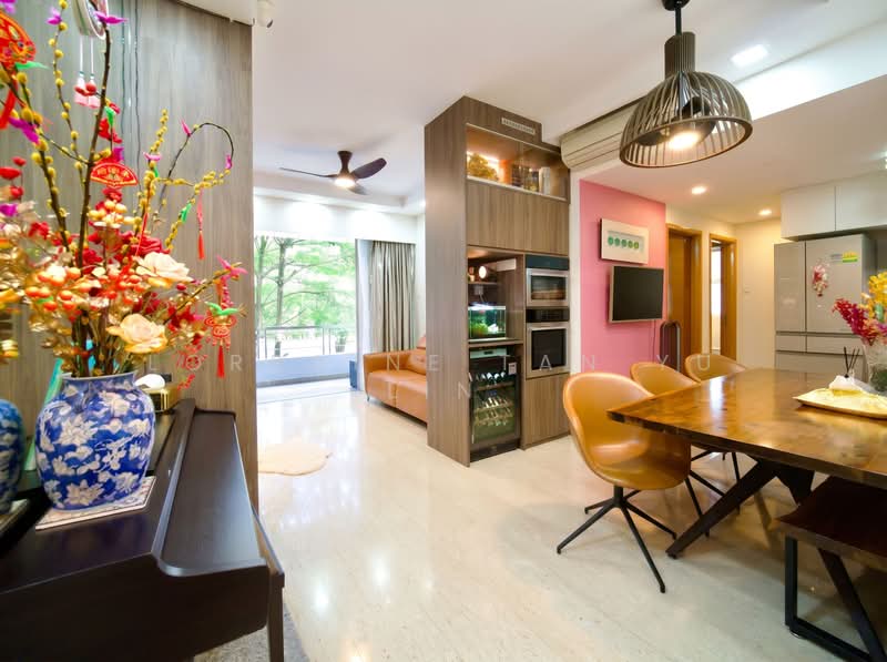 Sunglade, 5 Serangoon Avenue 2, 3 Bedrooms, 1,109 sqft, Condominium For Sale, by Lorraine Tan Yu Lin, 500166355 - Living Room - PropertyGuru.com.sg