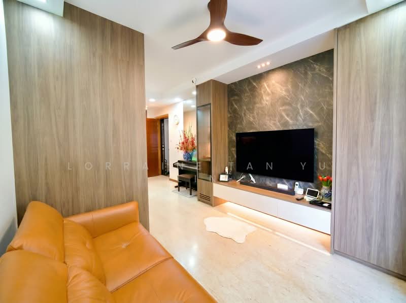 Sunglade, 5 Serangoon Avenue 2, 3 Bedrooms, 1,109 sqft, Condominium For Sale, by Lorraine Tan Yu Lin, 500166355 - Living Room - PropertyGuru.com.sg