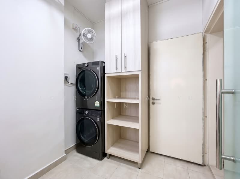 Sunglade, 5 Serangoon Avenue 2, 3 Bedrooms, 1,109 sqft, Condominium For Sale, by Lorraine Tan Yu Lin, 500166355 - Utility Room - PropertyGuru.com.sg