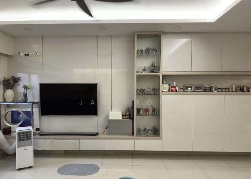 442B Fajar Road, 442B Fajar Road, Room Rental, 100 sqft, HDB Flat For Rent, by Jack Toh, 500166360 - Living Room - PropertyGuru.com.sg