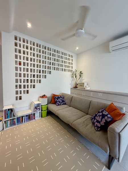 12 Jalan Tamban, 12 Jalan Tamban, 3 Bedrooms, 2,300 sqft, Terraced House For Sale, by Javier Chew, 500166364 - Living Room - PropertyGuru.com.sg