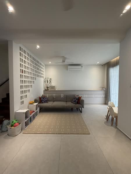 12 Jalan Tamban, 12 Jalan Tamban, 3 Bedrooms, 2,300 sqft, Terraced House For Sale, by Javier Chew, 500166364 - Living Room - PropertyGuru.com.sg