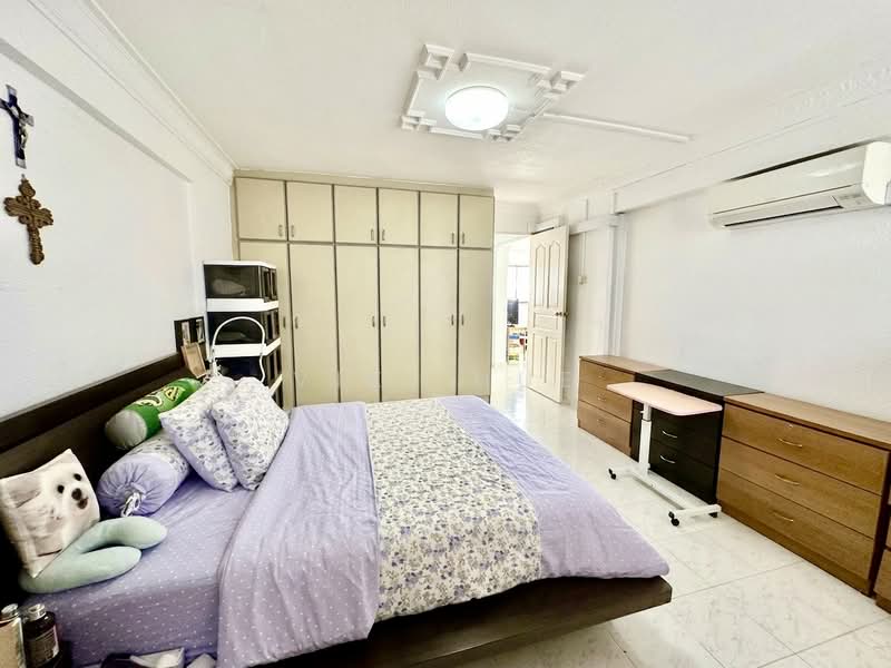 805 Yishun Ring Road, 805 Yishun Ring Road, 3 Bedrooms, 1,313 sqft, HDB Flat For Sale, by Viki Hue, 500166366 - Bedroom - PropertyGuru.com.sg