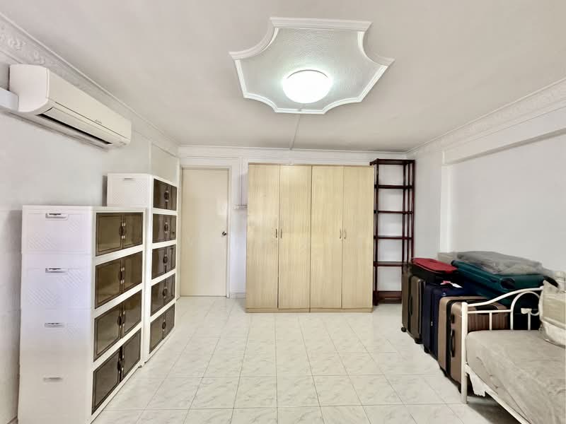 805 Yishun Ring Road, 805 Yishun Ring Road, 3 Bedrooms, 1,313 sqft, HDB Flat For Sale, by Viki Hue, 500166366 - Interior - PropertyGuru.com.sg