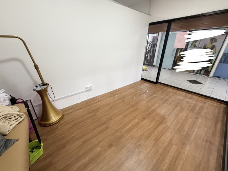 Parklane Shopping Mall, 35 Selegie Road, 160 sqft, Other Retail For Rent, by Cherie Lee, 500166381 - Interior - CommercialGuru.com.sg