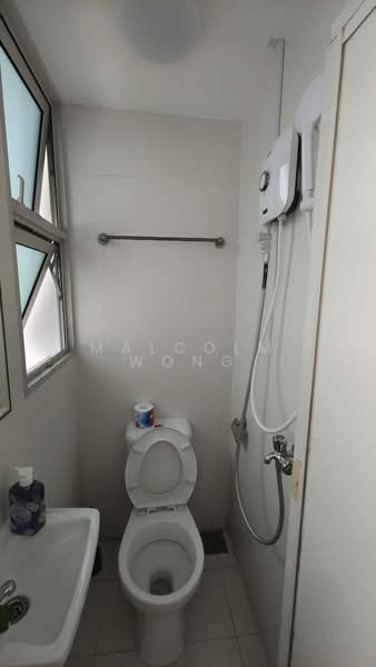 Optima @ Tanah Merah, 78 Tanah Merah Kechil Avenue, Room Rental, 130 sqft, Apartment For Rent, by Malcolm Wong, 500166382 - Bathroom - PropertyGuru.com.sg