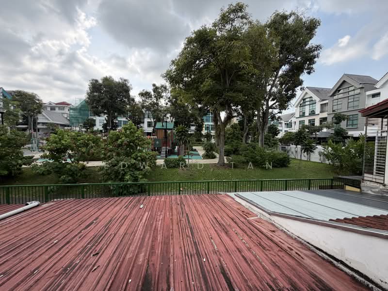 Jalan Kelichap, Jalan Kelichap, 4 Bedrooms, 2,500 sqft, Terraced House For Rent, by Edward Tan, 500166393 - Exterior - PropertyGuru.com.sg
