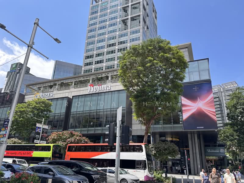 The Heeren, 260 Orchard Road, 2,600 sqft, Mall Shop For Rent, by Ronda Tham, 500166397 - Exterior - CommercialGuru.com.sg