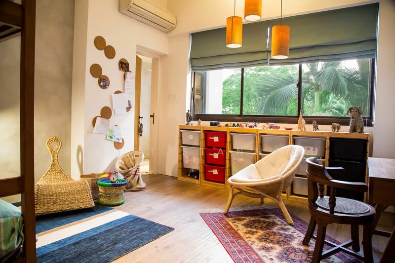 Astrid Meadows, 48 Coronation Road West, 4 Bedrooms, 3,799 sqft, Condominium For Rent, by Juliet Stannard, 500166398 - Bedroom - PropertyGuru.com.sg