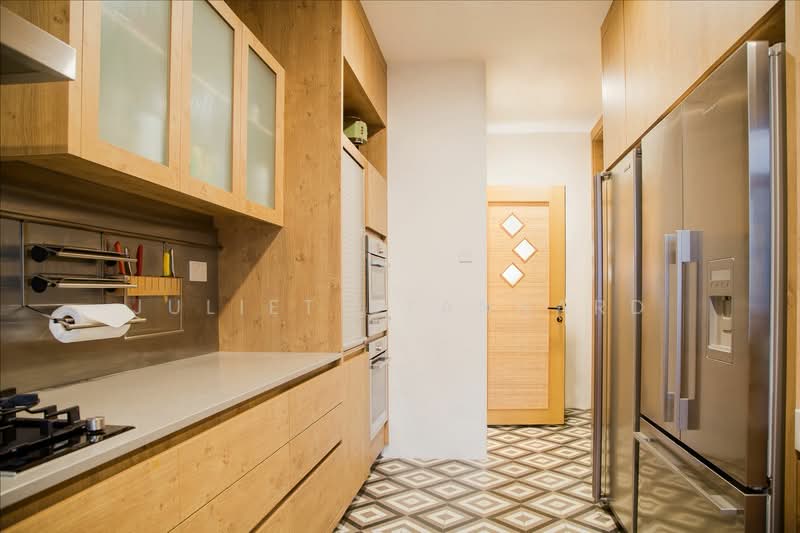 Astrid Meadows, 48 Coronation Road West, 4 Bedrooms, 3,799 sqft, Condominium For Rent, by Juliet Stannard, 500166398 - Kitchen - PropertyGuru.com.sg