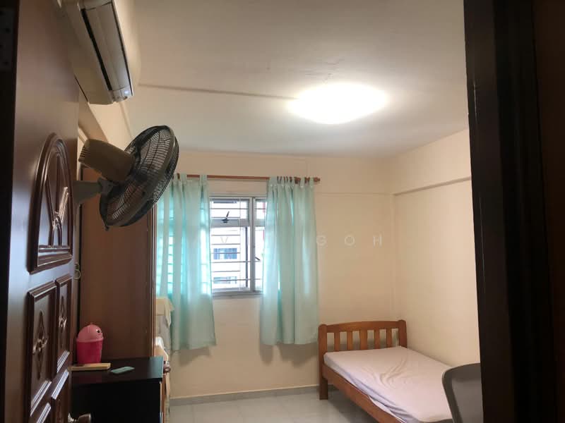 414 Ang Mo Kio Avenue 10, 414 Ang Mo Kio Avenue 10, Room Rental, 150 sqft, HDB Flat For Rent, by David Goh, 500166399 - Bedroom - PropertyGuru.com.sg