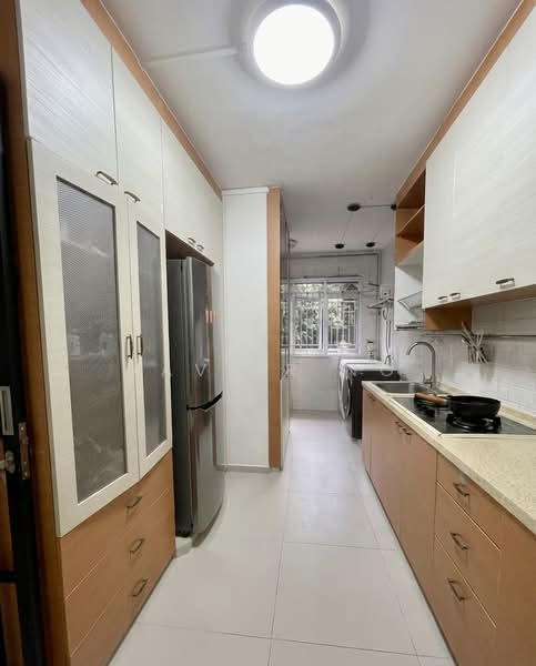 113 Lorong 3 Geylang, 113 Lorong 3 Geylang, 3 Bedrooms, 1,119 sqft, HDB Flat For Rent, by Xavier Ng, 500166401 - Kitchen - PropertyGuru.com.sg