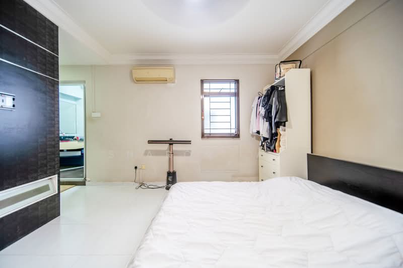 303A Anchorvale Link, 303A Anchorvale Link, 3 Bedrooms, 1,184 sqft, HDB Flat For Sale, by Sharon Tan, 500166406 - Master Bedroom - PropertyGuru.com.sg