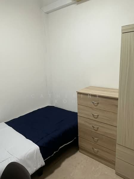 Burlington Square, 175B Bencoolen Street, Room Rental, 100 sqft, Apartment For Rent, by Catherine Koh, 500166411 - Bedroom 3 0611 - PropertyGuru.com.sg