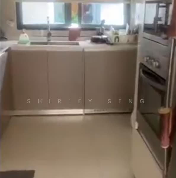 Hedges Park Condominium, 71 Flora Drive, 4 Bedrooms, 1,539 sqft, Condominium For Sale, by Shirley Seng, 500166418 - Kitchen - PropertyGuru.com.sg