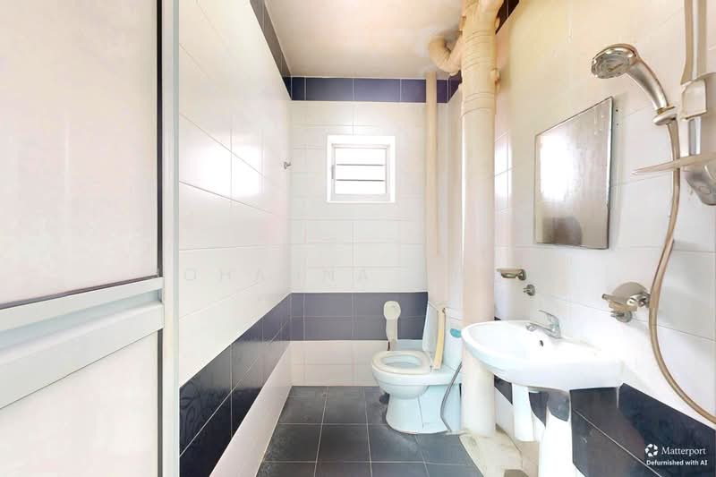 915 Jurong West Street 91, 915 Jurong West Street 91, 3 Bedrooms, 785 sqft, HDB Flat For Sale, by Johanna Chow, 500166419 - Bathroom - PropertyGuru.com.sg