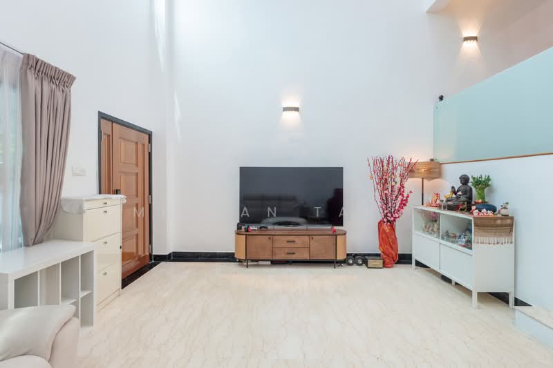 Westville, 129 Westwood Crescent, 5 Bedrooms, 2,700 sqft, Terraced House For Sale, by Meagan Tang, 500166431 - Living Room - PropertyGuru.com.sg
