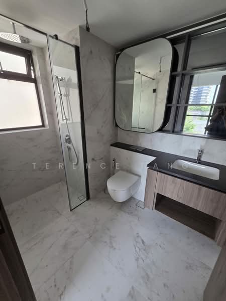 Sceneca Residence, Tanah Merah Kechil Link, 3 Bedrooms, 1,163 sqft, Condominium For Sale, by Terence Tang, 500166435 - Bathroom - PropertyGuru.com.sg
