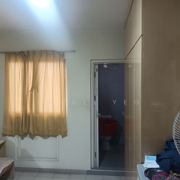 416 Bukit Batok West Avenue 4, 416 Bukit Batok West Avenue 4, 1 Bedroom, 500 sqft, HDB Flat For Rent, by Samuel Yeo, 500166442 - Bathroom - PropertyGuru.com.sg