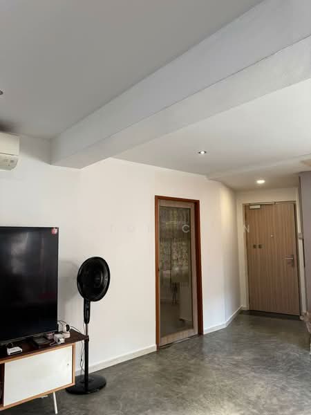 449 Sin Ming Avenue, 449 Sin Ming Avenue, 3 Bedrooms, 1,324 sqft, HDB Flat For Sale, by Victor Chan, 500166446 - Living Room - PropertyGuru.com.sg