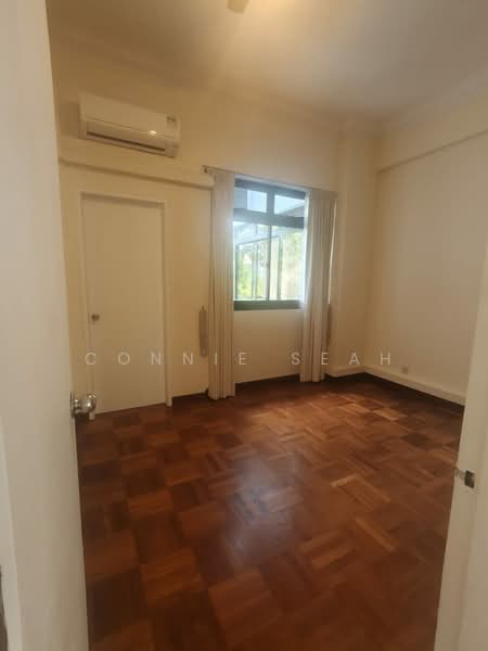 Astrid Meadows, 50 Coronation Road West, 3 Bedrooms, 2,400 sqft, Condominium For Rent, by Connie Seah, 500166452 - PropertyGuru.com.sg