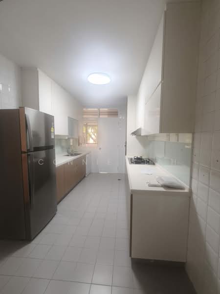 Astrid Meadows, 50 Coronation Road West, 3 Bedrooms, 2,400 sqft, Condominium For Rent, by Connie Seah, 500166452 - PropertyGuru.com.sg