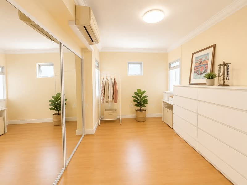 345 Tampines Street 33, 345 Tampines Street 33, 4 Bedrooms, 1,421 sqft, HDB Flat For Sale, by Angela Ng, 500166461 - Bedroom - PropertyGuru.com.sg