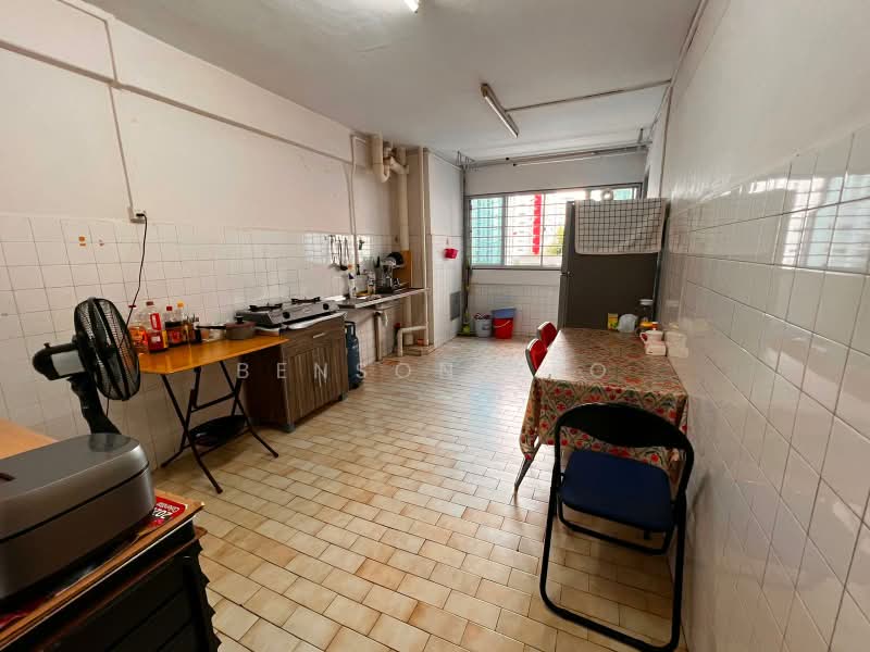 311 Shunfu Road, 311 Shunfu Road, 2 Bedrooms, 721 sqft, HDB Flat For Sale, by Benson Yeo, 500166469 - Kitchen - PropertyGuru.com.sg