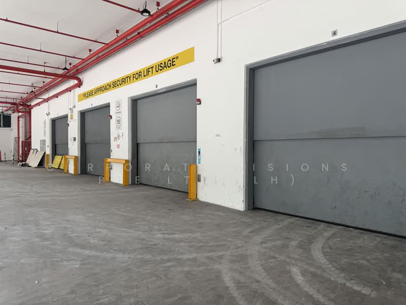 Toh Guan warehouse near IMM, , 39,000 sqft, Warehouse For Rent, by HO LI LI, 500166478 - Exterior - CommercialGuru.com.sg