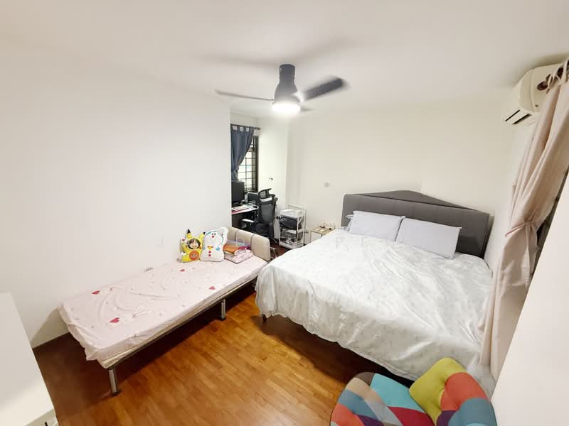 677A Jurong West Street 64, 677A Jurong West Street 64, 3 Bedrooms, 1,184 sqft, HDB Flat For Sale, by Jayden Peh, 500166481 - Bedroom - PropertyGuru.com.sg