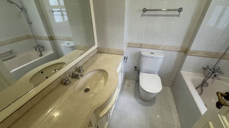 Holland grove view, Holland grove view, Tanglin / Holland / Bukit Timah, 4 Bedrooms, 3,500 sqft, Semi-Detached House For Rent, by Gibson Ho, 500166509 - Bathroom - PropertyGuru.com.sg