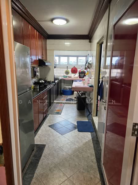 556 Woodlands Drive 53, 556 Woodlands Drive 53, 3 Bedrooms, 1,291 sqft, HDB Flat For Sale, by Ganesan Nesh, 500166510 - Kitchen - PropertyGuru.com.sg