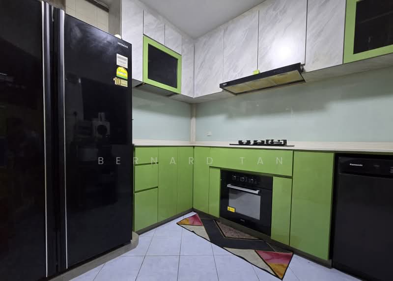 465 Choa Chu Kang Avenue 4, 465 Choa Chu Kang Avenue 4, 3 Bedrooms, 1,119 sqft, HDB Flat For Sale, by Bernard Tan, 500166516 - Kitchen - PropertyGuru.com.sg