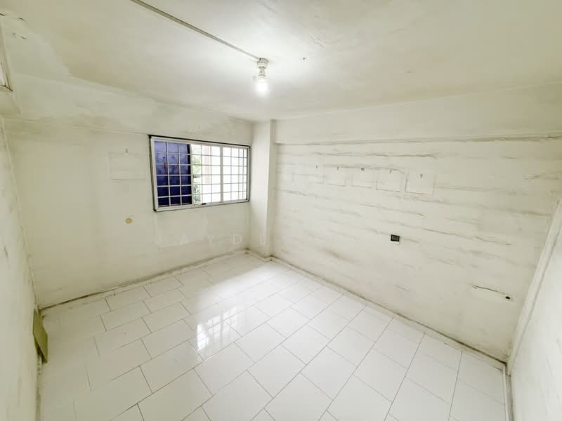 211 Boon Lay Place, 211 Boon Lay Place, 2 Bedrooms, 700 sqft, HDB Flat For Sale, by Jayden Peh, 500166519 - Room 2 - PropertyGuru.com.sg