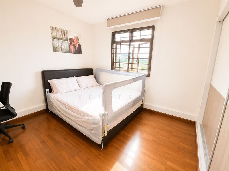677A Jurong West Street 64, 677A Jurong West Street 64, 3 Bedrooms, 1,184 sqft, HDB Flat For Sale, by Ken Tan, 500166522 - Bedroom - PropertyGuru.com.sg