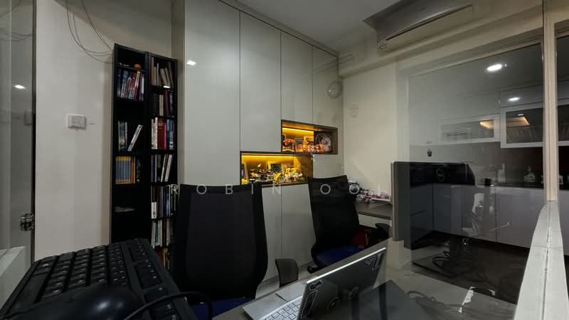 Nuovo, 21 Ang Mo Kio Avenue 9, 3 Bedrooms, 1,421 sqft, Condominium For Sale, by Robin Ooi, 500166527 - Study - PropertyGuru.com.sg