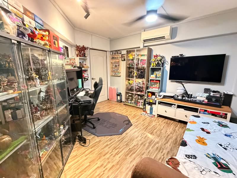 437 Jurong West Avenue 1, 437 Jurong West Avenue 1, 3 Bedrooms, 1,194 sqft, HDB Flat For Sale, by YAN BOYAN, 500166528 - PropertyGuru.com.sg