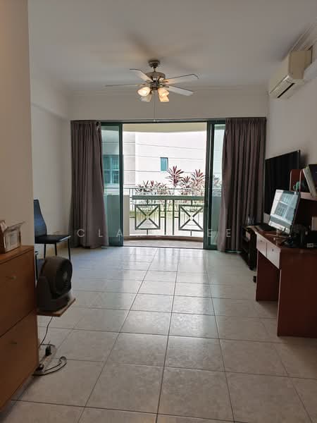 West Bay Condo, 50 West Coast Crescent, 3 Bedrooms, 1,141 sqft, Condominium For Sale, by Clare Lee, 500166535 - Living Room - PropertyGuru.com.sg