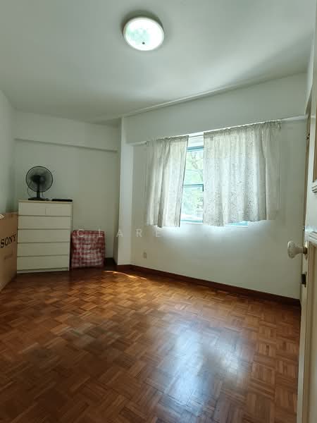 West Bay Condo, 50 West Coast Crescent, 3 Bedrooms, 1,141 sqft, Condominium For Sale, by Clare Lee, 500166535 - Bedroom 3 - PropertyGuru.com.sg