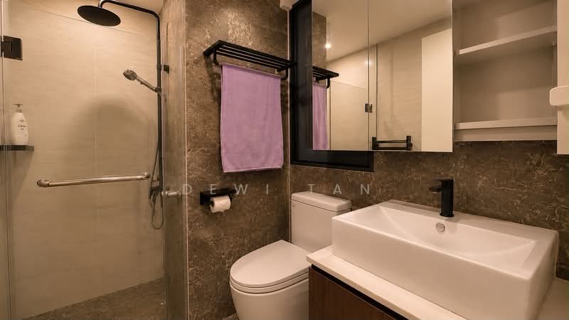 Riversound Residence, 7 Sengkang East Avenue, 1 Bedroom, 474 sqft, Condominium For Sale, by Dewi Tan, 500166537 - Bathroom - PropertyGuru.com.sg
