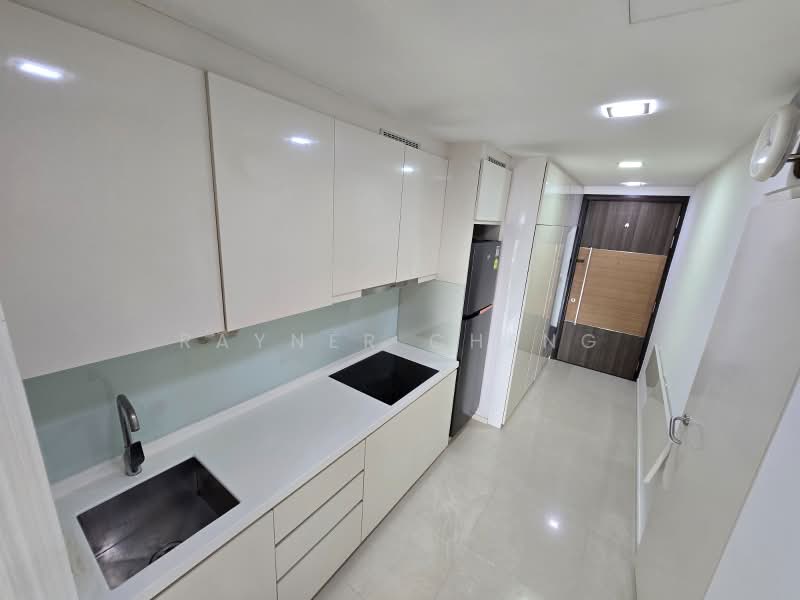 Regent Residences, 1091 Serangoon Road, 2 Bedrooms, 818 sqft, Condominium For Rent, by Rayner Cheng, 500166541 - Kitchen - PropertyGuru.com.sg