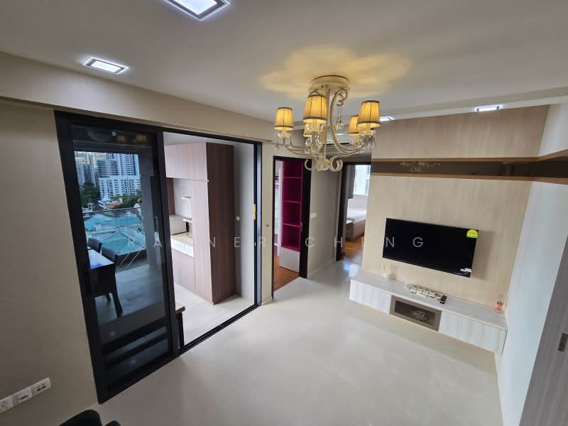 Regent Residences, 1091 Serangoon Road, 2 Bedrooms, 818 sqft, Condominium For Rent, by Rayner Cheng, 500166541 - Living Room - PropertyGuru.com.sg