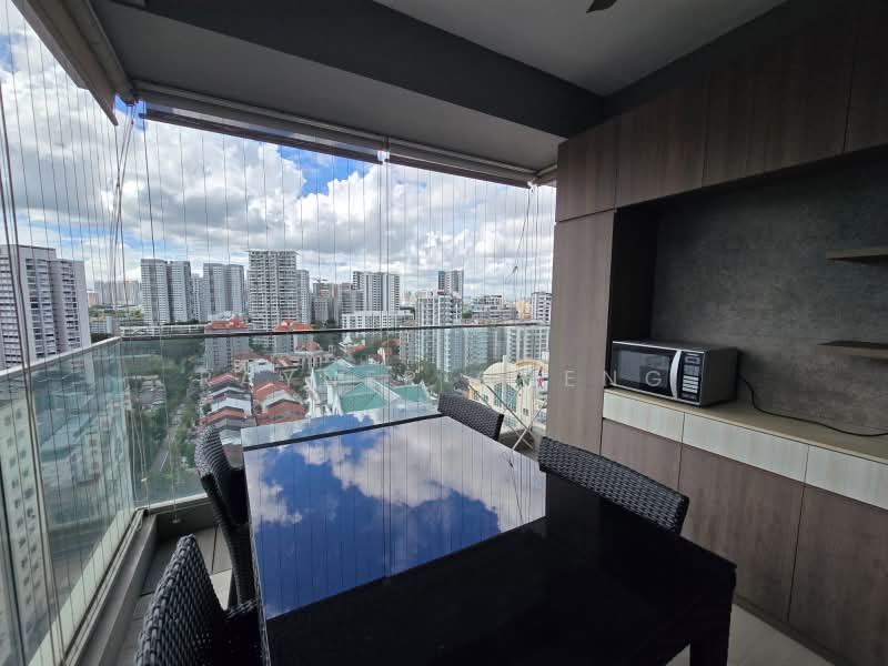 Regent Residences, 1091 Serangoon Road, 2 Bedrooms, 818 sqft, Condominium For Rent, by Rayner Cheng, 500166541 - Balcony - PropertyGuru.com.sg