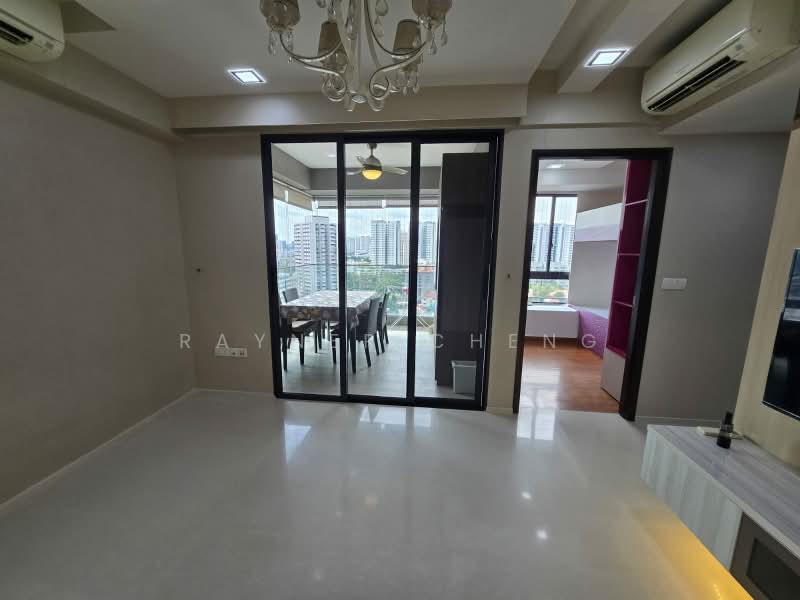 Regent Residences, 1091 Serangoon Road, 2 Bedrooms, 818 sqft, Condominium For Rent, by Rayner Cheng, 500166541 - Living Room - PropertyGuru.com.sg