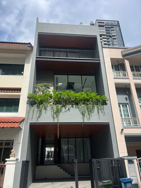 ❤️GIANT⚡️Brand New Inter-Terrace w Mezzanine, Attic & Lift in Boon Teck Road, Boon Teck Road/ Balestier Road/ Kim Keat Road, 5 Bedrooms, 5,425 sqft, Terraced House For Sale, by Caryn Wong, 500166571 - Exterior - PropertyGuru.com.sg