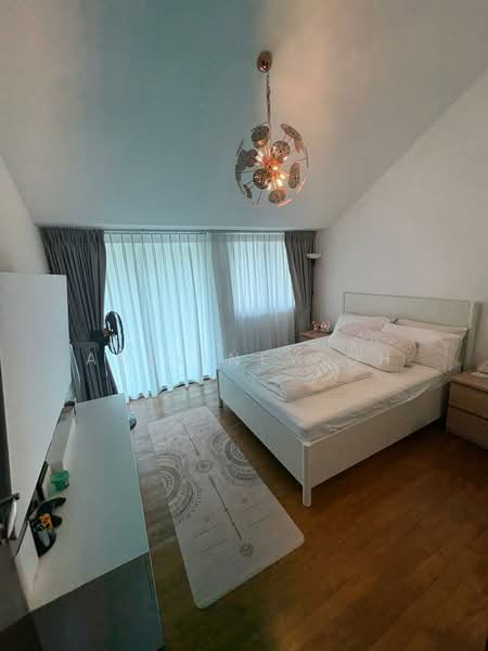 Chuan Loft, Chuan Drive, 6 Bedrooms, 2,500 sqft, Terraced House For Sale, by Adeline Goh, 500166574 - Bedroom - PropertyGuru.com.sg