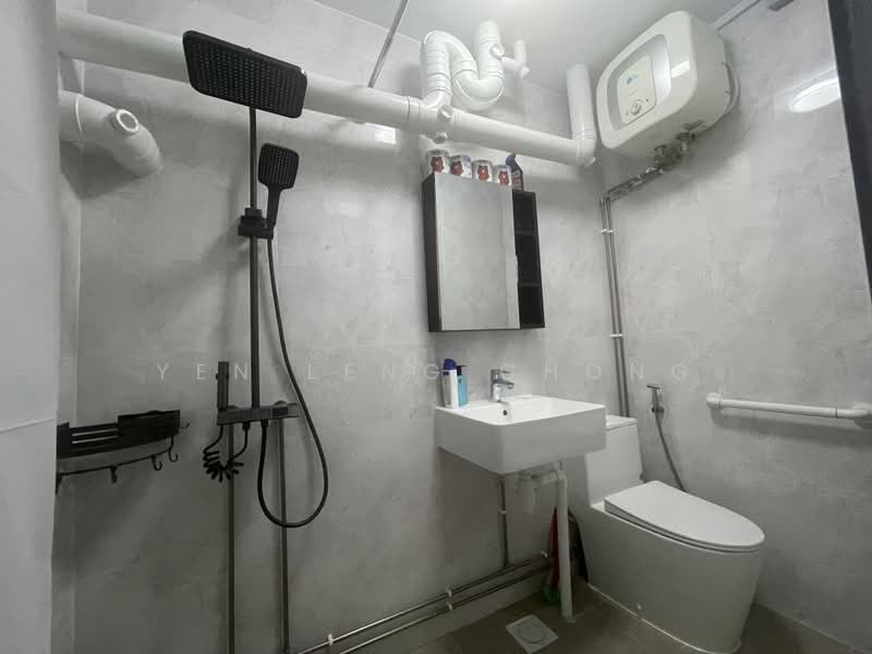 27 Balam Road, 27 Balam Road, Room Rental, 100 sqft, HDB Flat For Rent, by Yen Leng Chong, 500166580 - Bathroom - PropertyGuru.com.sg