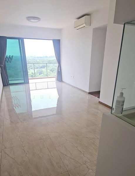 Kingsford Waterbay, 84 Upper Serangoon View, 4 Bedrooms, 1,216 sqft, Condominium For Rent, by Julia Pok, 500166585 - Balcony - PropertyGuru.com.sg