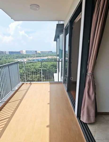 Kingsford Waterbay, 84 Upper Serangoon View, 4 Bedrooms, 1,216 sqft, Condominium For Rent, by Julia Pok, 500166585 - Balcony - PropertyGuru.com.sg